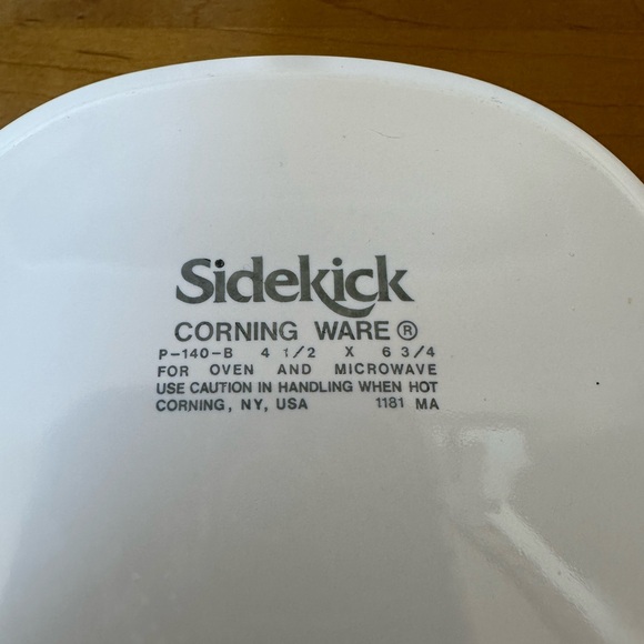 Corningware - Picture 2 of 4